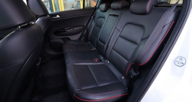 Kia Sportage 1.6 crdi 115 ch gt-line 4x2 isg toit ouvrant cam�ra de recul  occasion � Bourgoin-Jallieu - photo n�7