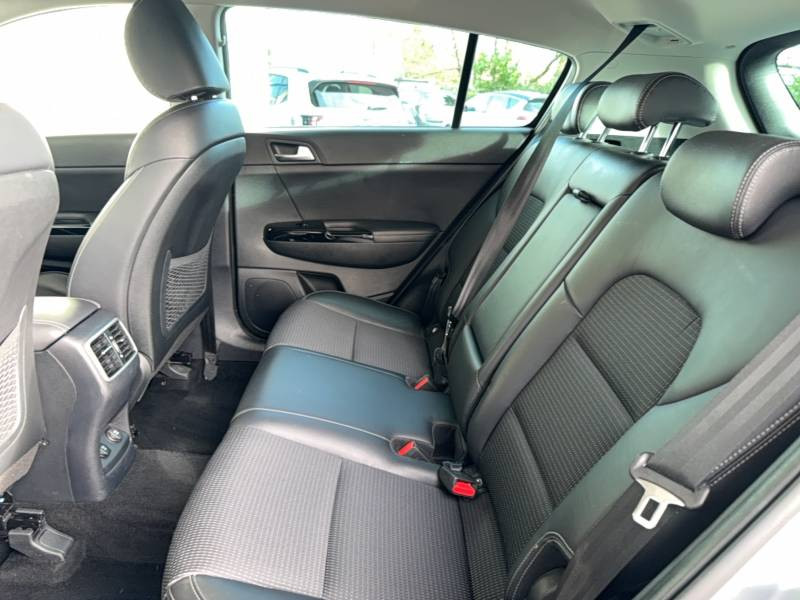 Kia Sportage 1.6 CRDi 115 ISG 4x2 BVM6 Design  occasion � Aire sur Adour - photo n�13