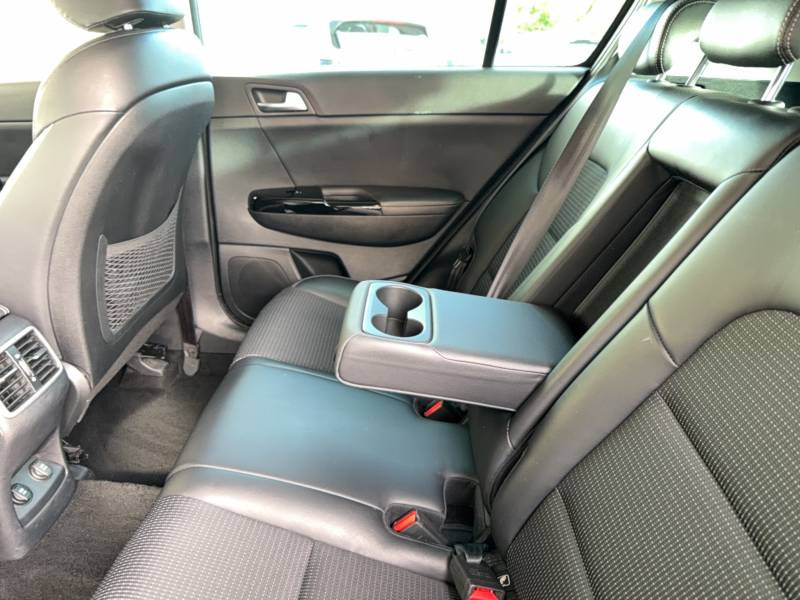 Kia Sportage 1.6 CRDi 115 ISG 4x2 BVM6 Design  occasion � Aire sur Adour - photo n�15