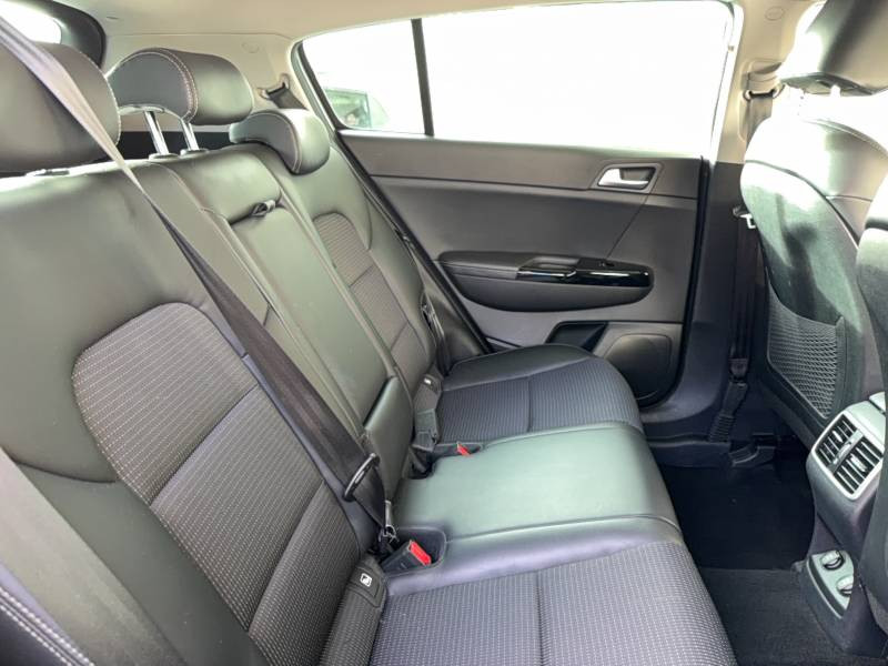 Kia Sportage 1.6 CRDi 115 ISG 4x2 BVM6 Design  occasion � Aire sur Adour - photo n�11