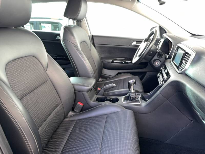 Kia Sportage 1.6 CRDi 115 ISG 4x2 BVM6 Design  occasion � Aire sur Adour - photo n�9