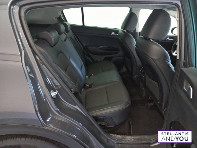 Kia Sportage 1.6 CRDi 136 ISG 4x2 DCT7 Design  occasion  RILLIEUX LA PAPE - photo n9