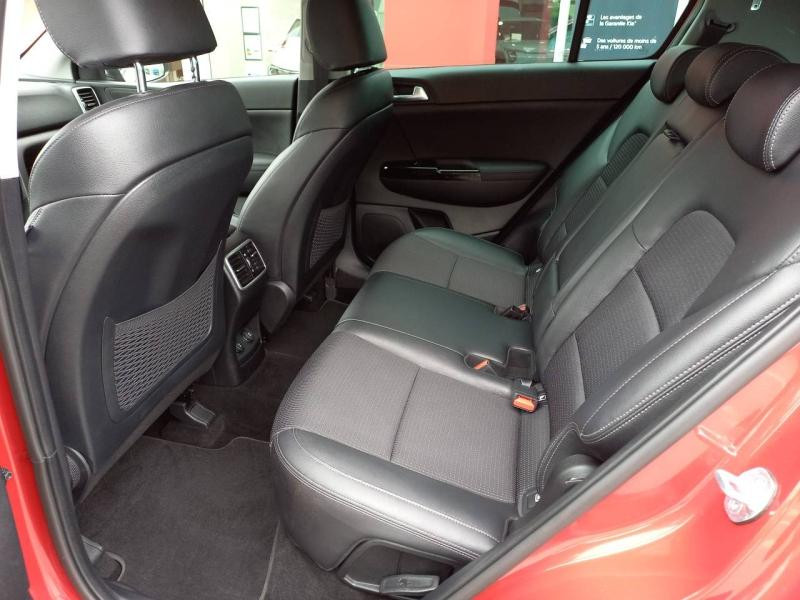 Kia Sportage 1.6 CRDi 136ch MHEV Black Edition 4x2 DCT7  occasion  Vert-Saint-Denis - photo n12