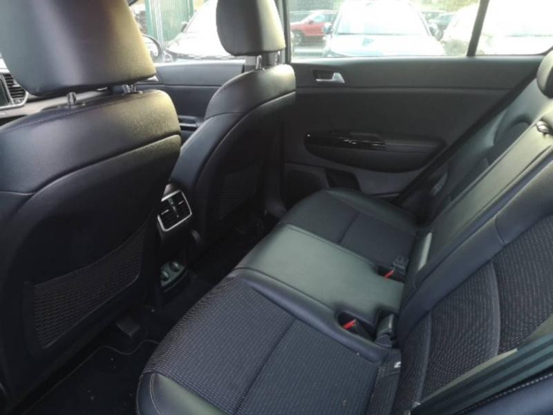 Kia Sportage 1.6 CRDi 136ch MHEV Black Edition 4x2  occasion � Saint-Maximin - photo n�15