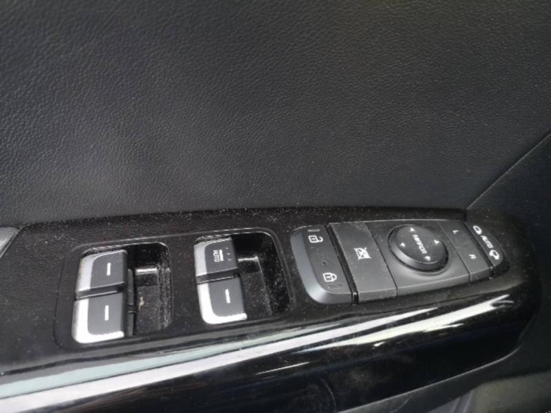 Kia Sportage 1.6 CRDi 136ch MHEV Black Edition 4x2  occasion  Saint-Maximin - photo n20