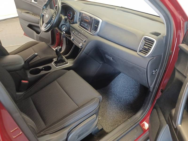 Kia Sportage 1.6 CRDi 136ch MHEV ISG BVM6 4x2 Black Edition  occasion  TARBES - photo n9