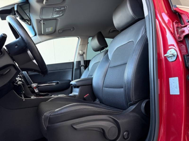 Kia Sportage 1.6 CRDi 136ch MHEV ISG DCT7 4x2 Black Edition Business  occasion  Saint Bazeille - photo n18