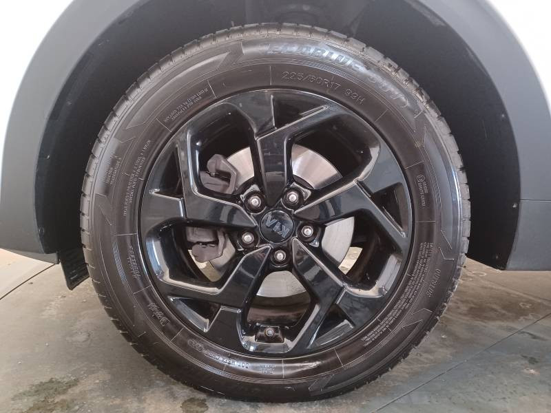 Kia Sportage 1.6 CRDi 136ch MHEV ISG DCT7 4x2 Black Edition Business  occasion  Villenave-d'Ornon - photo n9