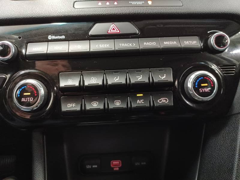 Kia Sportage 1.6 CRDi 136ch MHEV ISG DCT7 4x2 Black Edition  occasion � Limoges - photo n�20