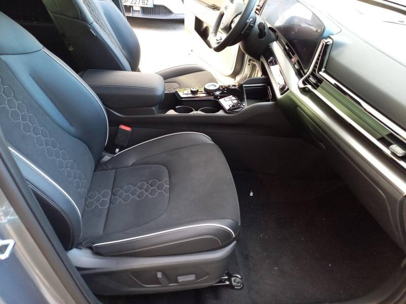 Kia Sportage 1.6 T-GDi 210ch HEV GT-line BVA6 2025 - photo n°11 Kia Sportage 1.6 T-GDi 210ch HEV GT-line BVA6  occasion à Vert-Saint-Denis - photo n°11