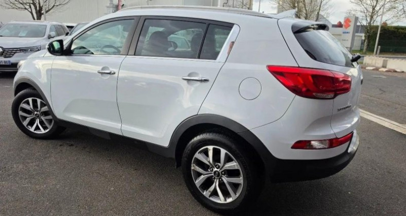 Kia Sportage 1.7 CRDI 115 ACTIVE 4X2 ISG  occasion � Blois - photo n�6