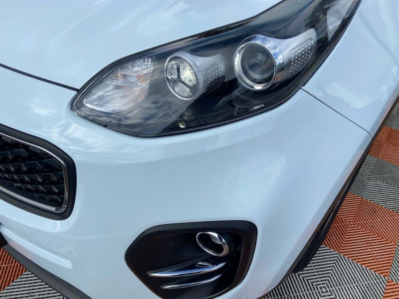 Kia Sportage 1.7 CRDI 115 BV6 PACK NAVI 1 �re main  occasion � Lescure-d'Albigeois - photo n�9