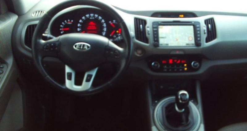 Kia Sportage 1.7 CRDi 115 ISG 2WD Premium  occasion � Cournon D'Auvergne - photo n�6
