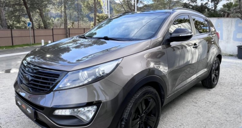 Kia Sportage 1.7 CRDI - 115 - Stop&Go III Premium  occasion � Le Muy - photo n�3