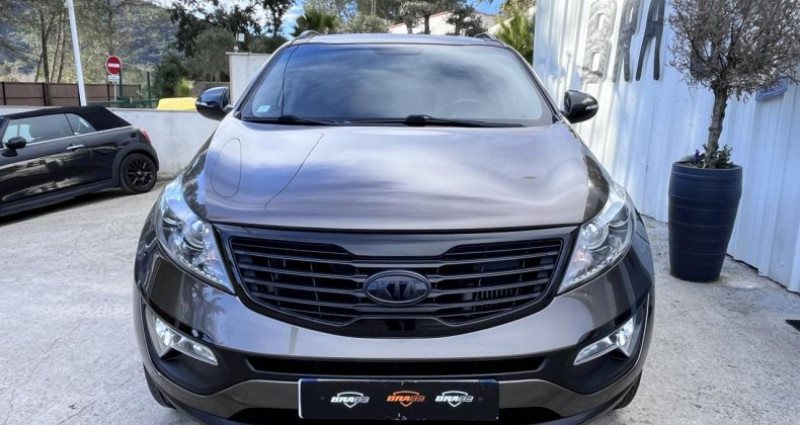 Kia Sportage 1.7 CRDI - 115 - Stop&Go III Premium  occasion � Le Muy - photo n�2