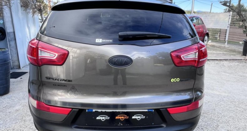 Kia Sportage 1.7 CRDI - 115 - Stop&Go III Premium  occasion � Le Muy - photo n�5