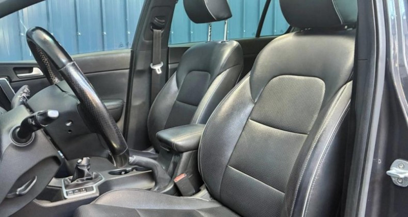 Kia Sportage 115ch - Garantie 1 an - Toit ouvrant panoramique - Sellerie   occasion � Halluin - photo n�5