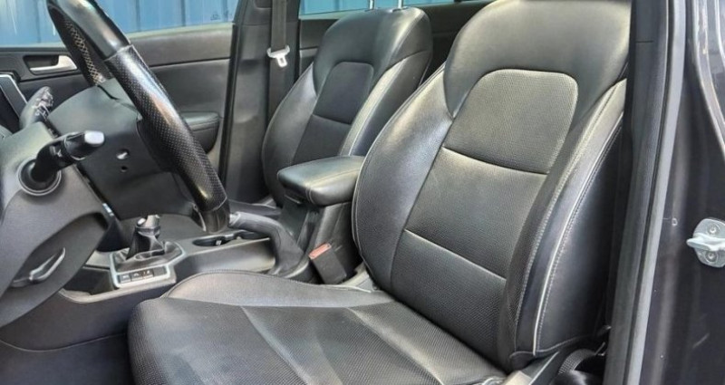 Kia Sportage 115ch Garantie 1 an Toit ouvrant panoramique Sellerie cuir C  occasion � Halluin - photo n�5