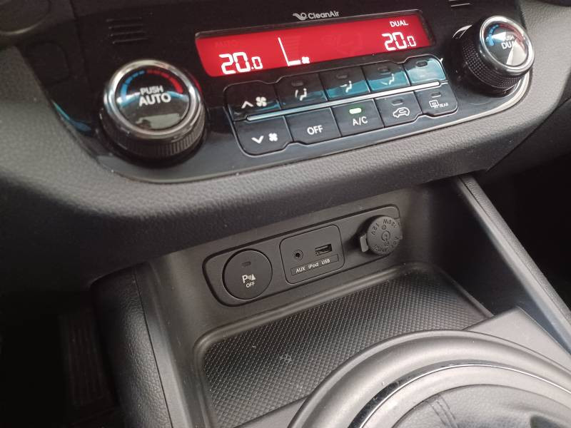 Kia Sportage 2.0 CRDi 136 2WD Active  occasion  Villenave-d'Ornon - photo n17