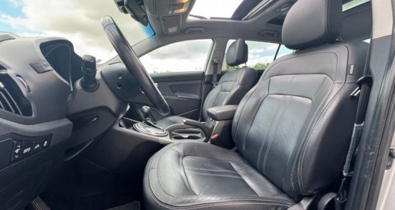 Kia Sportage 2.0L CRDI 135ch PREMIUM 4X4 BVA Toit ouvrant Siges chauffan  occasion  tampes - photo n5