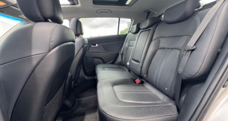 Kia Sportage 2.0L CRDI 135ch PREMIUM 4X4 BVA Toit ouvrant Siges chauffan  occasion  tampes - photo n7