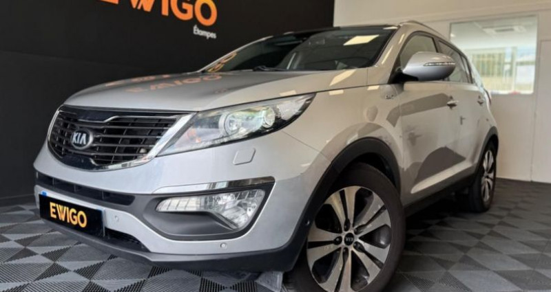 Kia Sportage 2.0L CRDI 135ch PREMIUM 4X4 BVA Toit ouvrant Siges chauffan  occasion  tampes