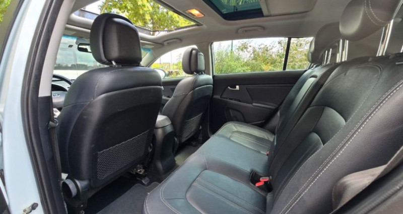 Kia Sportage 2.0L crdi 136ch 4wd Boite Auto Premium  occasion  SANNOIS - photo n4