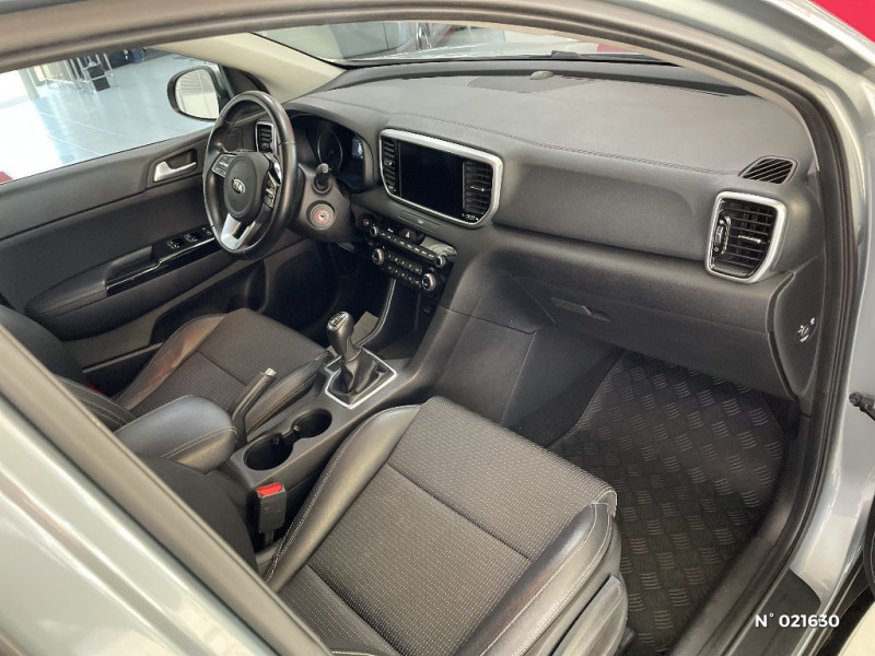 Kia Sportage KIA Sportage 1.6 CRDi 136ch MHEV ISG BVM6 4x2 Black Edition  occasion � Meaux - photo n�10