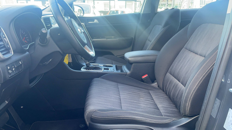 Kia Sportage Sportage 1.6 CRDi 136ch MHEV DCT7 4x2 Design 5p  occasion � Brive-la-Gaillarde - photo n�10