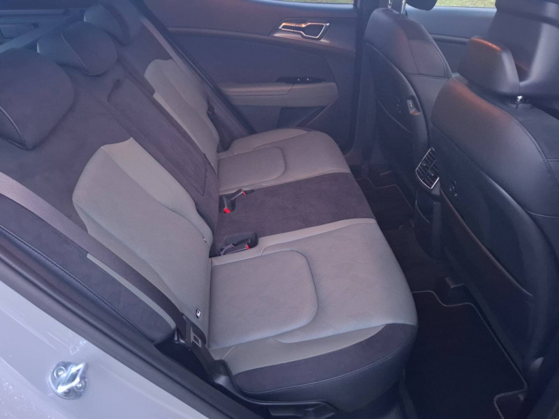 Kia Sportage Sportage 1.6 T-GDi 210ch ISG Hybride BVA6 4x2 30 Years 5p  occasion � Brive-la-Gaillarde - photo n�17