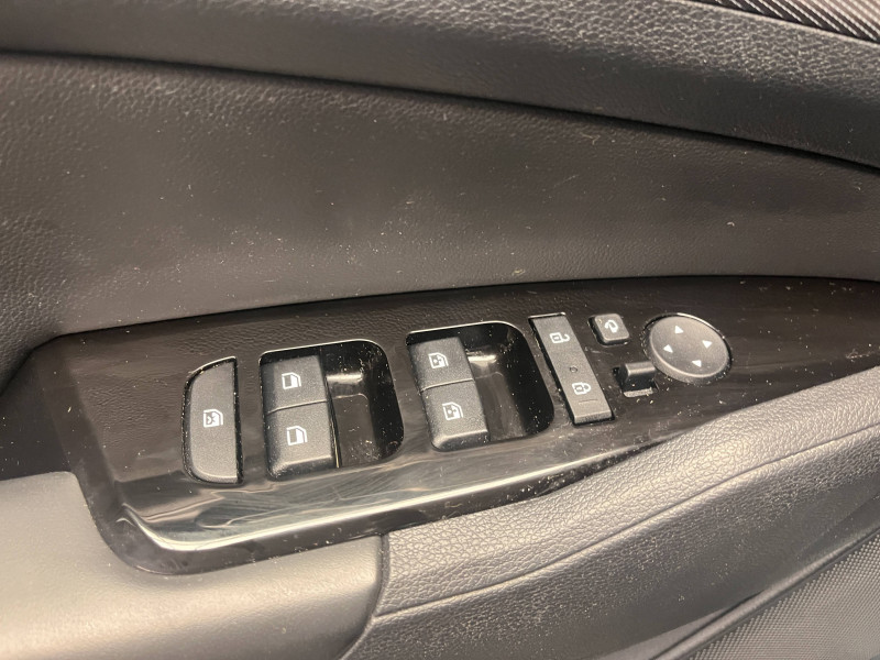 Kia Sportage Sportage 1.6 T-GDi 230ch ISG Hybride BVA6 4x2 Design 5p  occasion � PERIGUEUX - photo n�14