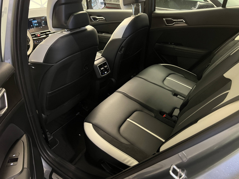 Kia Sportage Sportage Hybride 239 ch BVA6 GT-Line Premium 5p  occasion � Brive-la-Gaillarde - photo n�11