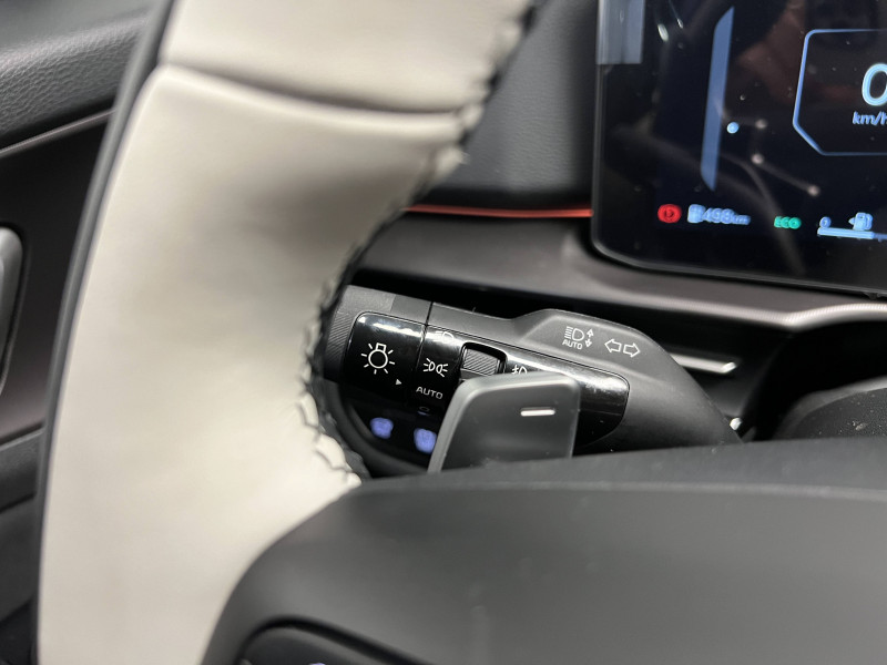 Kia Sportage Sportage Hybride 239 ch BVA6 GT-Line Premium 5p  occasion � Brive-la-Gaillarde - photo n�19