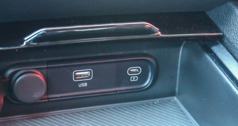 Kia Sportage V 1.6 T-GDI 230 ISG HYBRIDE 4X2 ACTIVE BVA6 CAMERA GPS  occasion � Saint-Égrève - photo n�7