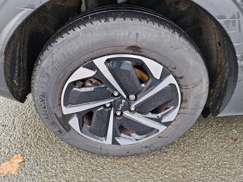Kia Sportage VP 1.6 T-GDi 150ch MHEV BVM6 4x2 Active  occasion � Villenave-d'Ornon - photo n�14