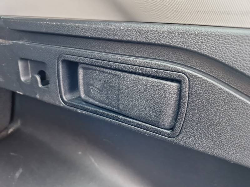 Kia Sportage VP 1.6 T-GDi 150ch MHEV BVM6 4x2 Active  occasion � Villenave-d'Ornon - photo n�17