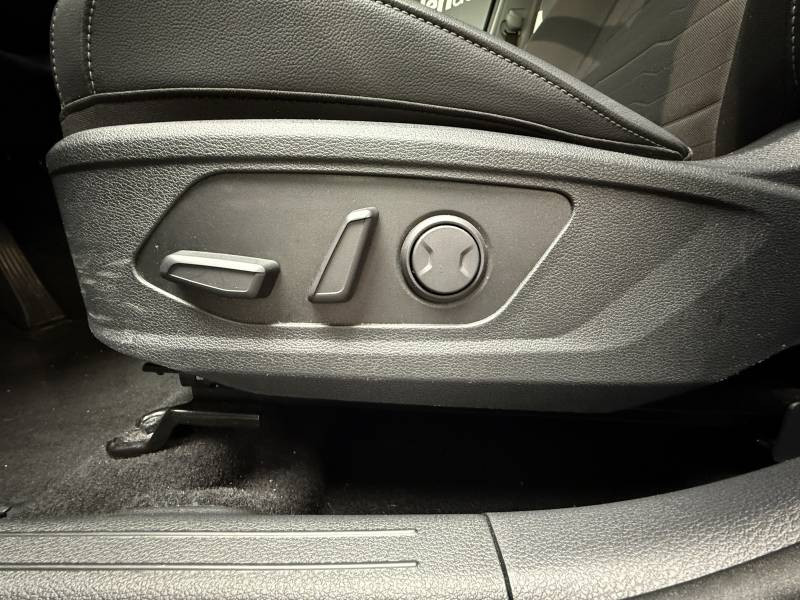 Kia Sportage VP 1.6 T-GDi 230ch ISG Hybride BVA6 4x2 Design  occasion  Saint Laurent des Vignes - photo n9
