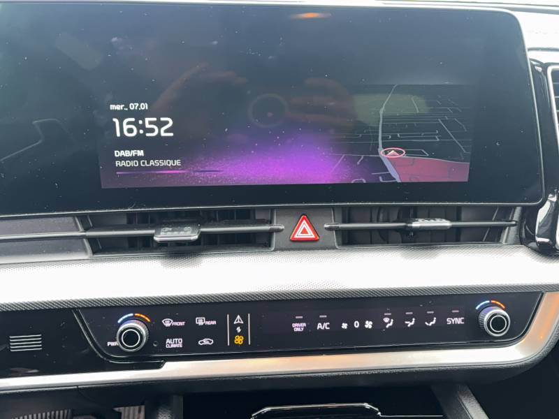 Kia Sportage VP 1.6 T-GDi 230ch ISG Hybride BVA6 4x2 Design  occasion � Villenave-d'Ornon - photo n�16