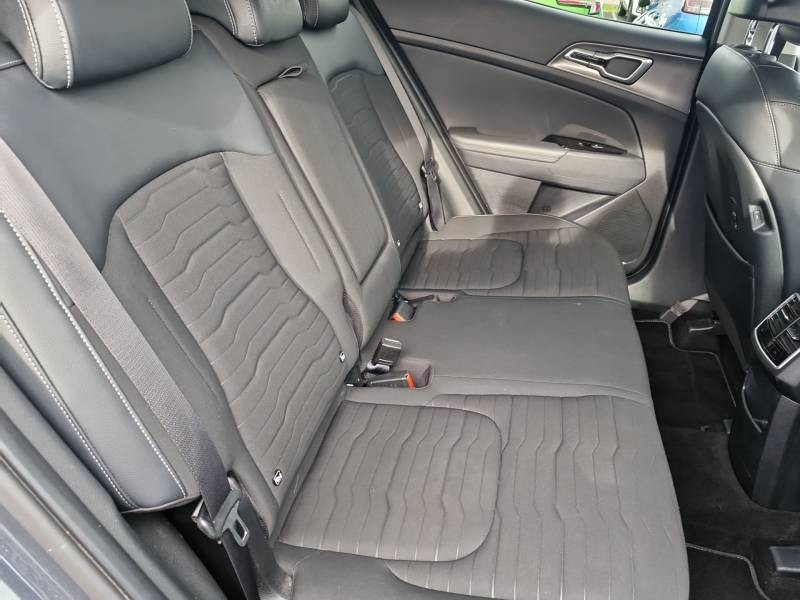 Kia Sportage VP 1.6 T-GDi 230ch ISG Hybride BVA6 4x2 Design  occasion � Villenave-d'Ornon - photo n�12