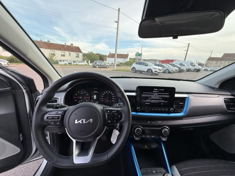 Kia Stonic 1.0 T-GDi 100ch Blue Edition 2022 - photo n°15 Kia Stonic 1.0 T-GDi 100ch Blue Edition  occasion à Auxerre - photo n°15