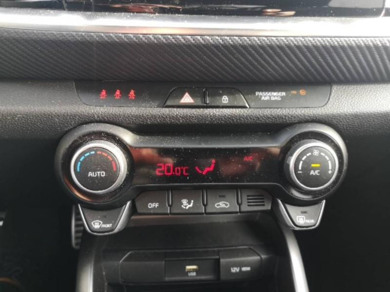Kia Stonic 1.0 T-GDi 100ch GT Line DCT7 2022 - photo n°18 Kia Stonic 1.0 T-GDi 100ch GT Line DCT7  occasion à Saint-Maximin - photo n°18