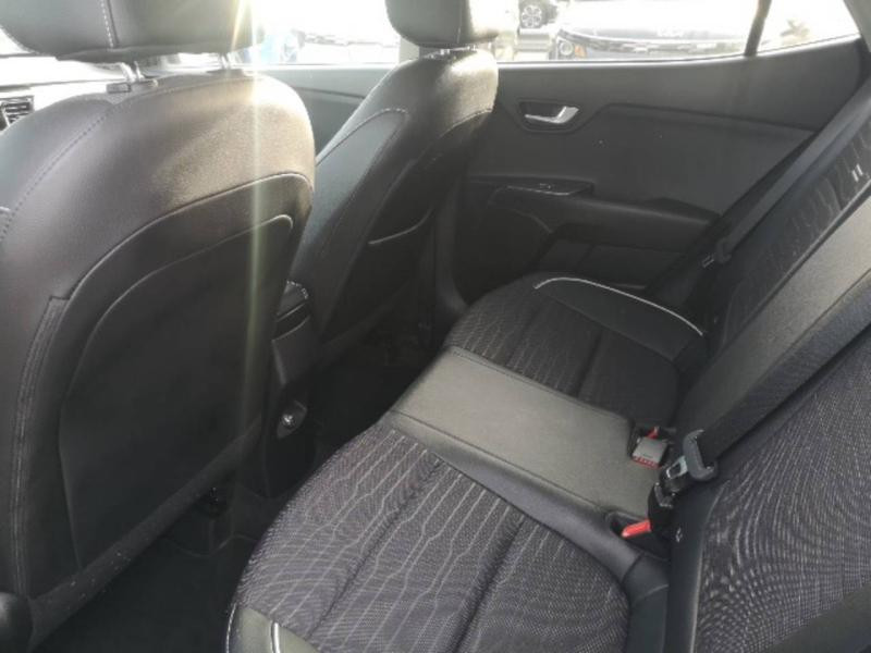 Kia Stonic 1.0 T-GDi 100ch GT Line DCT7 2022 - photo n°15 Kia Stonic 1.0 T-GDi 100ch GT Line DCT7  occasion à Saint-Maximin - photo n°15