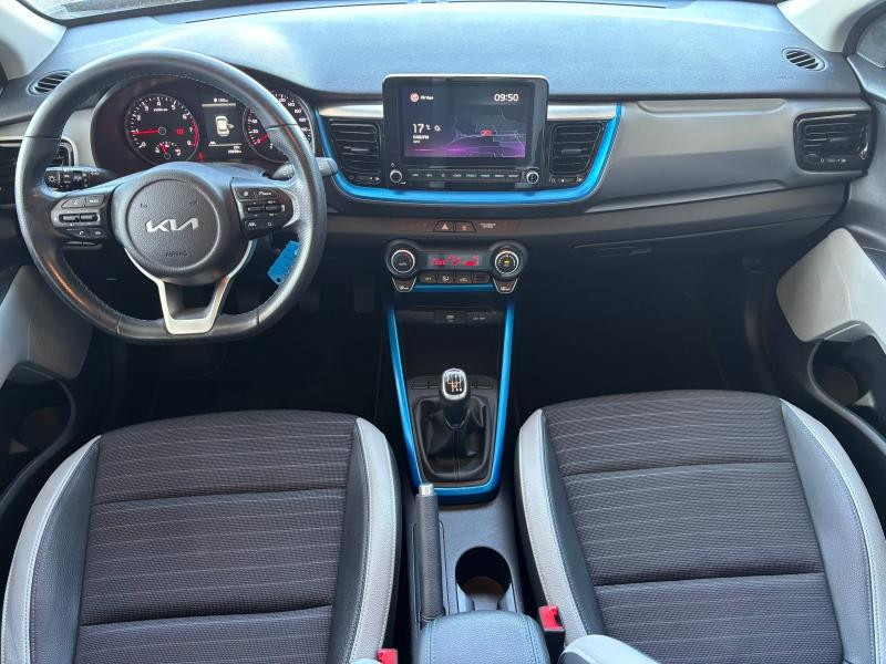 Kia Stonic 1.0 T-GDi 100ch Séries Limitées Blue Edition BVM6  occasion  Barberey-Saint-Sulpice - photo n14