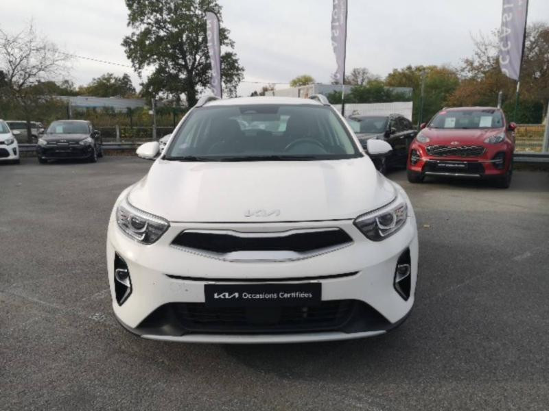 Kia Stonic 1.0 T-GDi 120 ch MHEV Active Business DCT7 2022 - photo n°2 Kia Stonic 1.0 T-GDi 120 ch MHEV Active Business DCT7  occasion à Saint-Maximin - photo n°2