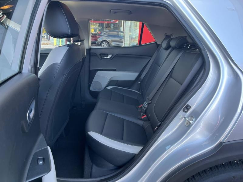 Kia Stonic 1.0 T-GDi 120ch ISG Premium DCT7 Euro6d-T 2020 - photo n°11 Kia Stonic 1.0 T-GDi 120ch ISG Premium DCT7 Euro6d-T  occasion à Barberey-Saint-Sulpice - photo n°11