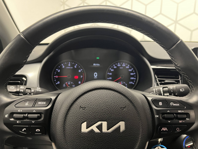 Kia Stonic Stonic 1.0 T-GDi 100 ch BVM6 Active 5p 2022 - photo n°17 Kia Stonic Stonic 1.0 T-GDi 100 ch BVM6 Active 5p  occasion à PERIGUEUX - photo n°17