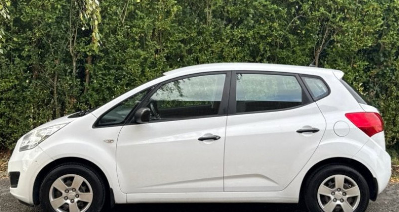 Kia Venga 1.4 CVVT 90CH ACTIVE * 46.000KM * 2012 * GARANTIE 2012 - photo n°5 Kia Venga 1.4 CVVT 90CH ACTIVE * 46.000KM * 2012 * GARANTIE  occasion à La Chapelle D'Armentiéres - photo n°5