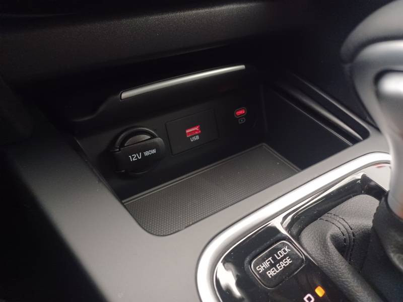 Kia XCeed 1.5 T-GDi 140 ch DCT7 Active 2025 - photo n°19 Kia XCeed 1.5 T-GDi 140 ch DCT7 Active  occasion à Bruges - photo n°19