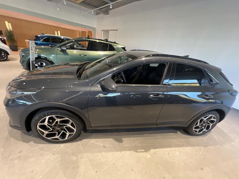 Kia XCeed 1.5 T-GDi 140ch GT-line Premium DCT7 2025 - photo n°8 Kia XCeed 1.5 T-GDi 140ch GT-line Premium DCT7  occasion à Saint-Maximin - photo n°8