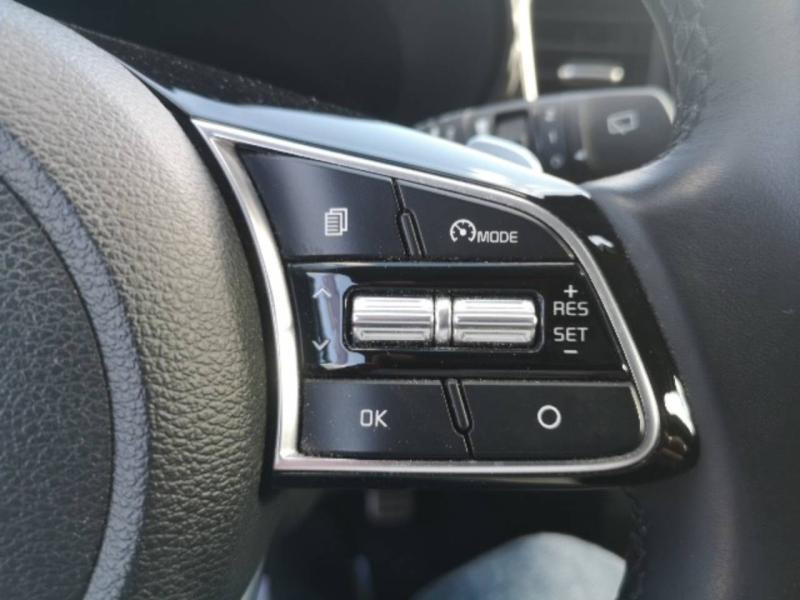 Kia XCeed 1.6 GDi 105ch + Plug-In 60.5ch Black & White Edition DCT6 MY  occasion  Saint-Maximin - photo n16